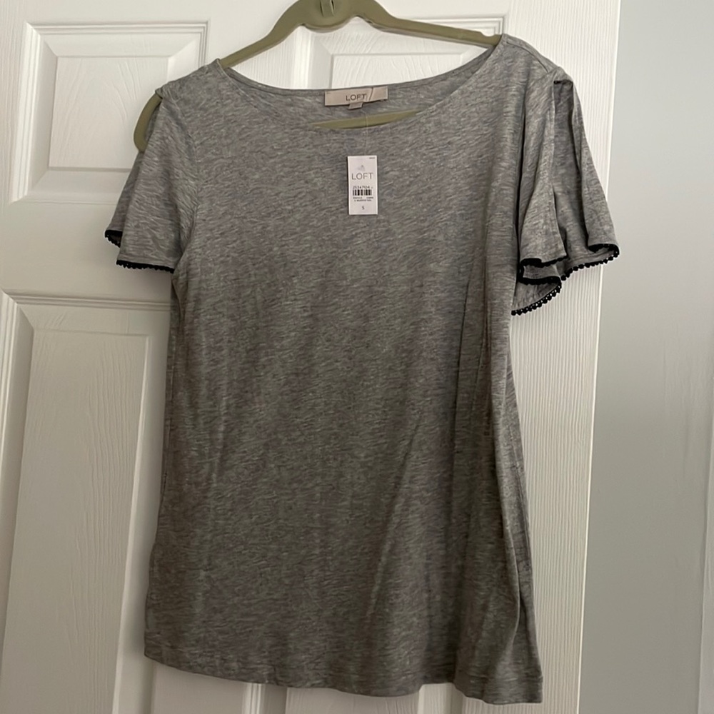 New with tags! LOFT gray flutter sleeve top with open sleeve and black lace